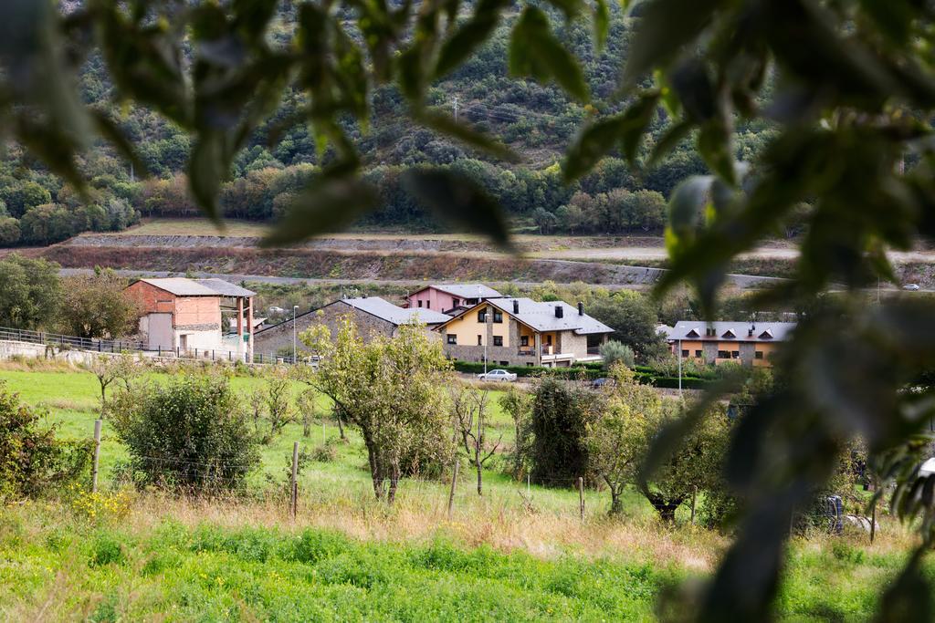 Allotjament Rural Cal Miquel Anserall  Eksteriør billede